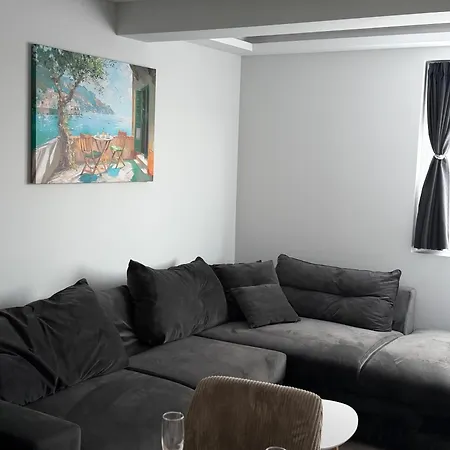 Paradise Premium * Burgas Stad